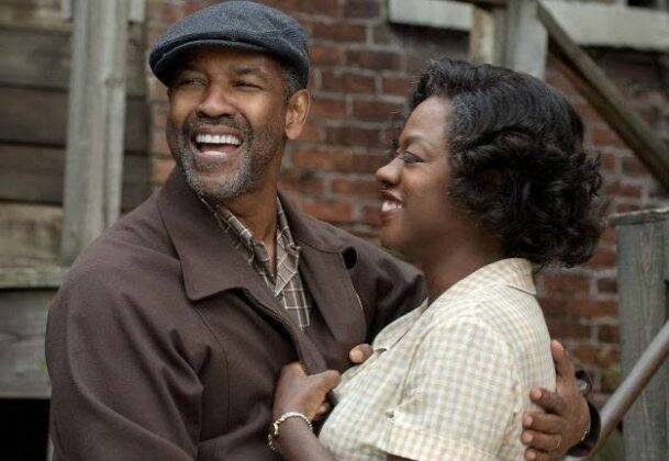 Viola Davis and Denzel Washington, 67, in "Fences" (2017). Photo: Paramout Pictures release)