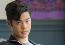 Ross Butler turns 32 this Tuesday (15). (Netflix release)