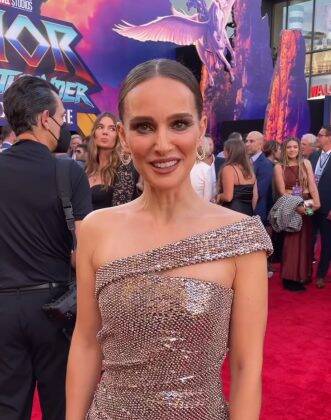 With great anticipation for the film, Natalie Portman attended the event at the Red Carpet in Los Angeles. (Photo: Instagram)
