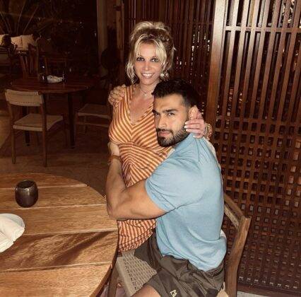Britney Spears and Sam Asghari got married on Thursday (9) in Los Angeles, California. (Photo: Instagram release)