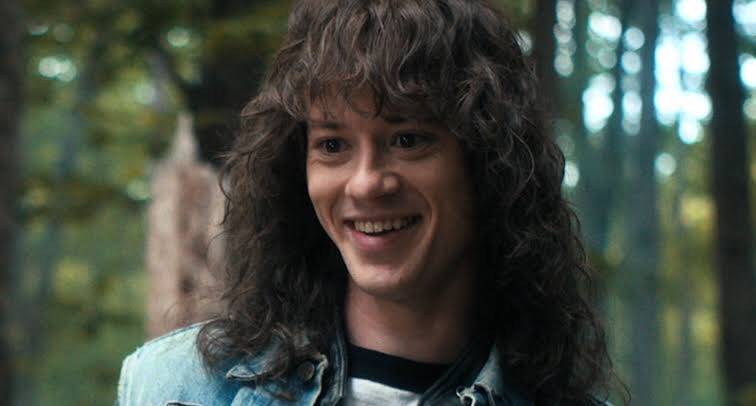 Joseph Quinn, 29, the interpreter of Eddie Munson in "Stranger Things" commented in an interview with Access Hollywood about the rumors of the possible return of the character after his death in season 4. (Photo: Instagram release)