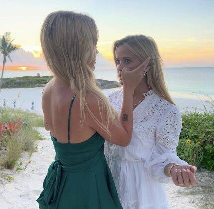 Reese Witherspoon, 46, surprised fans by posting a photo with her daughter, Ava Phillippe, 22, on Instagram. The actress appears next to her daughter on a beach with a perfect sunset. (Photo: Instagram release)