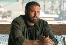 The star has a list of successful productions. Are you a fan of Ben Affleck or want to see his work? We selected 10 amazing movies and all available on streaming platforms. Check it out in the gallery. (Photo: Hulu release)