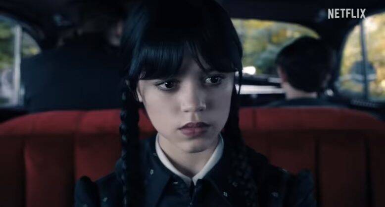 “It’s very important to us that it wasn't a remake or a reboot, that this a new chapter in wednesday addams life, this is a real show about exploring her journey into adulthood”, explain showrunners and executive producers Miles Millar and Alfred Gough in the video. (Photo: Netflix release)