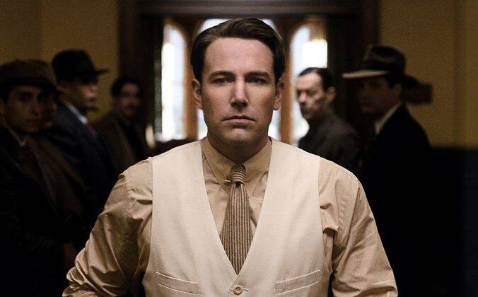 Live by Night (2016). Directed by Ben Affleck himself, the drama in question was based on the novel of the same name by writer Dennis Lehane. Joe Coughlin, the youngest son of a police captain, gets involved with organized crime. Available on HBO Max. (Photo: Warner Bros release)