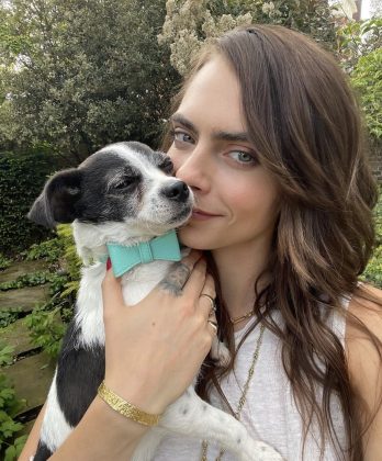 “I see she is being written about in the tabloids as friends are reportedly concerned about her mental health. She has been open about her mental health struggles in the past. Cara Delevingne, we love you. You are so loved and valued and respected by people who you’ve never met”. (Photo: Instagram release)