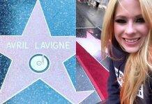 "This is so crazy! I got a star on the Hollywood Walk of Fame today!!! So grateful", said the artist, thanking her fans and showing her photo from 11 years ago. (Photo: Instagram release)
