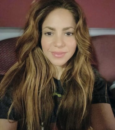 “I never said anything, but it hurt me. I knew this could happen”, Shakira wrote in the caption. As part of the promotion of the new work, the artist also shared some excerpts of the song: "It wasn't your fault, it wasn't my fault. It was the monotony's fault". (Photo: Instagram release)