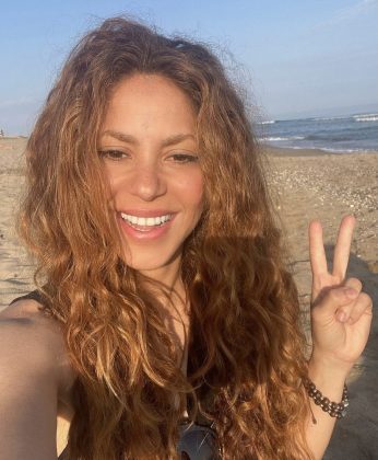 Shakira announced this Sunday (9), her new single “Monotonía”, the track features the Puerto Rican singer Ozuna and will be released on digital platforms on October 19. (Photo: Instagram release)