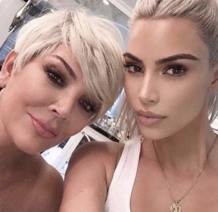 Last Friday (21), Kim Kardashian turned 42 and Kris Jenner decided to honor her daughter. On her Instagram, the matriarch shared some records with the star. (Photo: Instagram release)