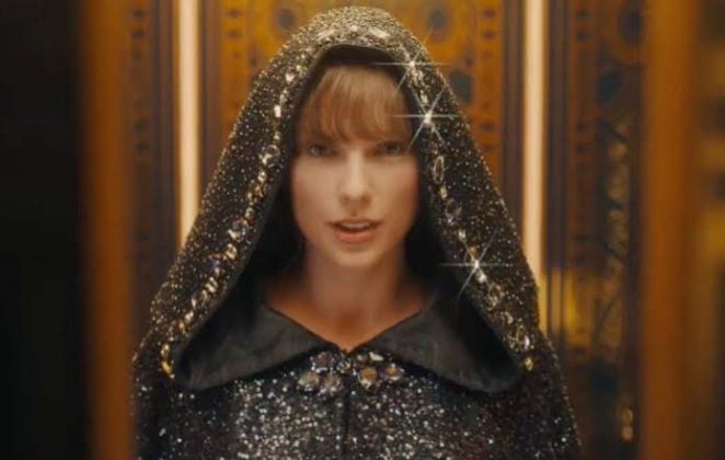 Taylor Swift is the first female artist in history to occupy the entire Top 10 of the ‘Hot 100’. (Photo: Youtube release)