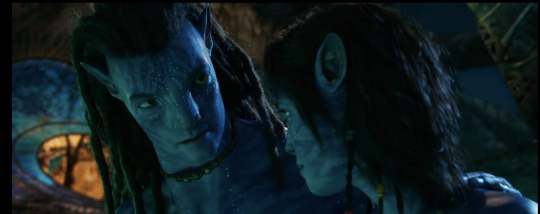 Set a decade after the events of the first film, in 'Avatar: The Way of Water' Jake Sully (Sam Worthington) and Neytiri (Zoë Saldana) have formed a family and have children, and are doing everything they can to stay together. (Photo: Walt Disney Studios Motion Pictures release)