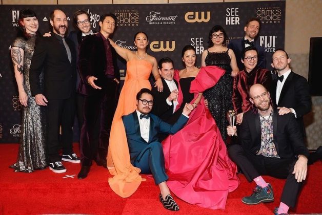They are: Best Film, Best Direction, Best Actress, Best Supporting Actor, Supporting Actress, Original Screenplay and Editing. (Photo: Instagram)
