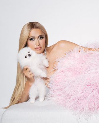 In her podcast “This is Paris”, Paris Hilton reported that it was difficult to keep the birth of her son Phoenix a secret. (Photo: Instagram)
