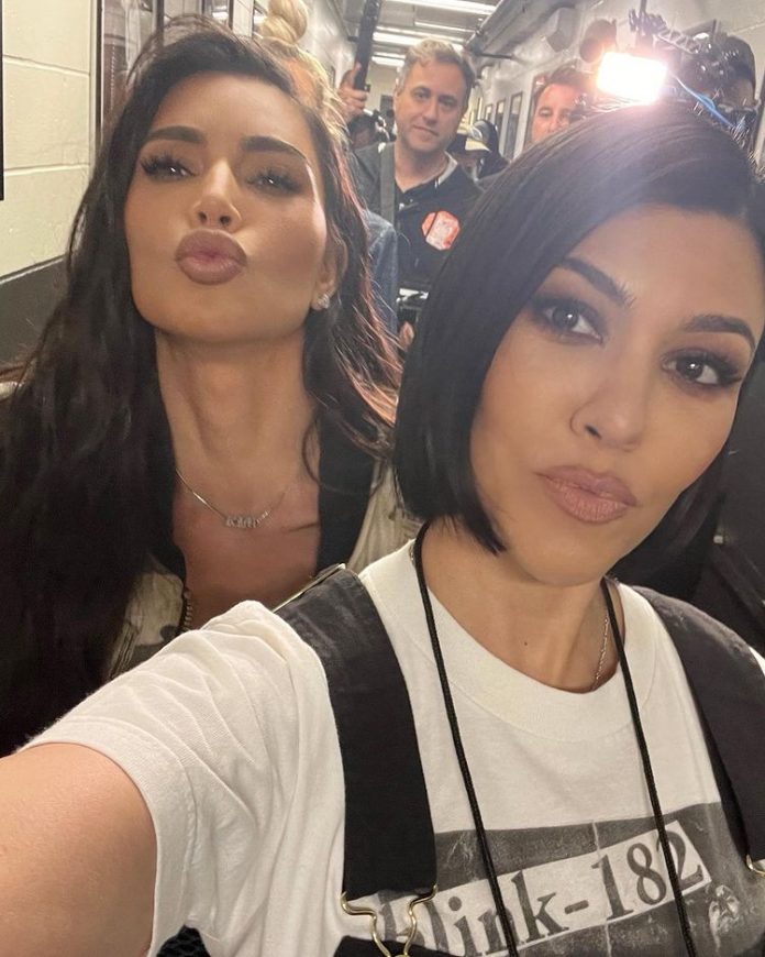 The fight mentioned in the new episodes of the third season of “The Kardashians”, was during the wedding between Kourtney Kardashian and Travis Barker. (Photo: Instagram)