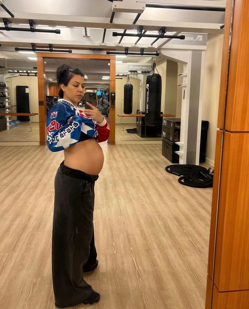 The reason why Kourtney was admitted to hospital has not been revealed, but a source told People that she is now well, at home with Travis and their children. (Photo: Instagram)