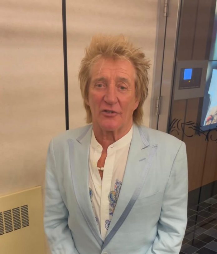 This Thursday (12), Rod Stewart spoke about his decision to turn down an offer to perform in Saudi Arabia.(Photo: Instagram)