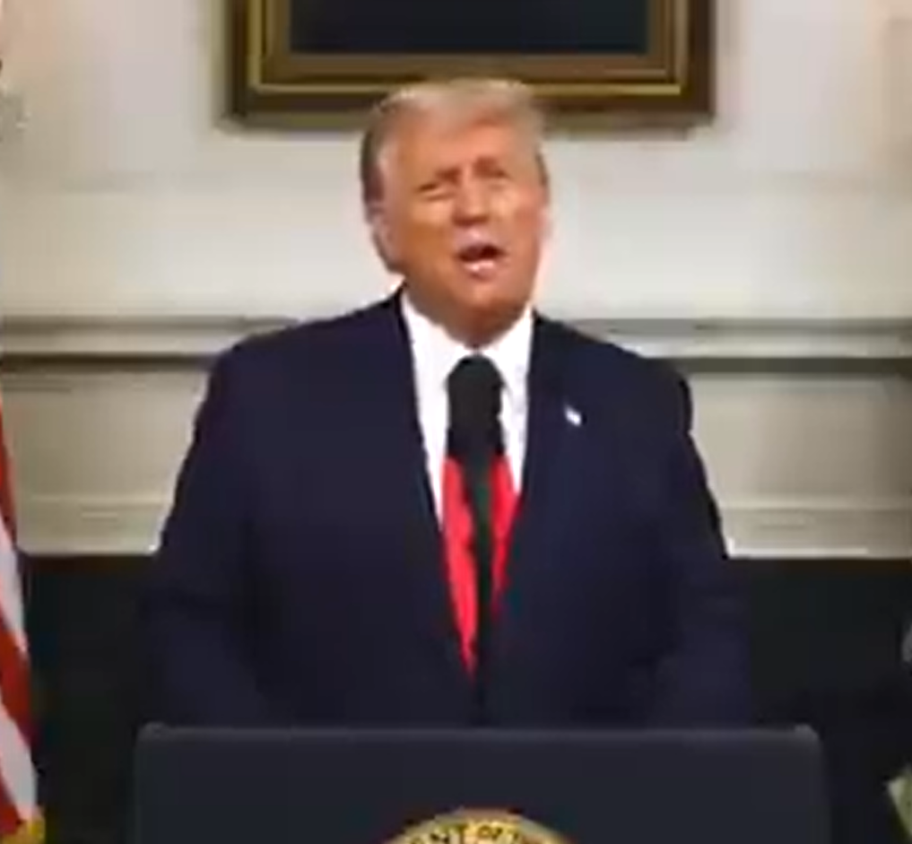 Initially, at the beginning of the event, Trump greeted the crowd while a song played, which featured the men detained for their involvement in the attack. Trump also participated in the creation of the song called "J6 Prison Choir". (Photo:Twitter)