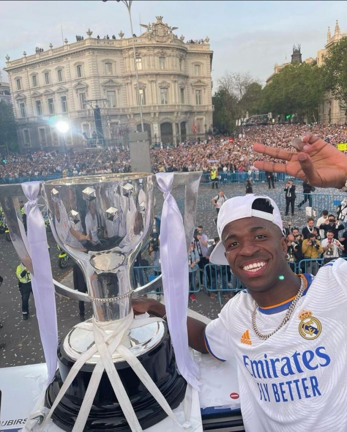 This Tuesday (31), Real Madrid have officially renewed the contract of Brazilian forward Vinicius Jr. until 2027.(Photo: Instagram)