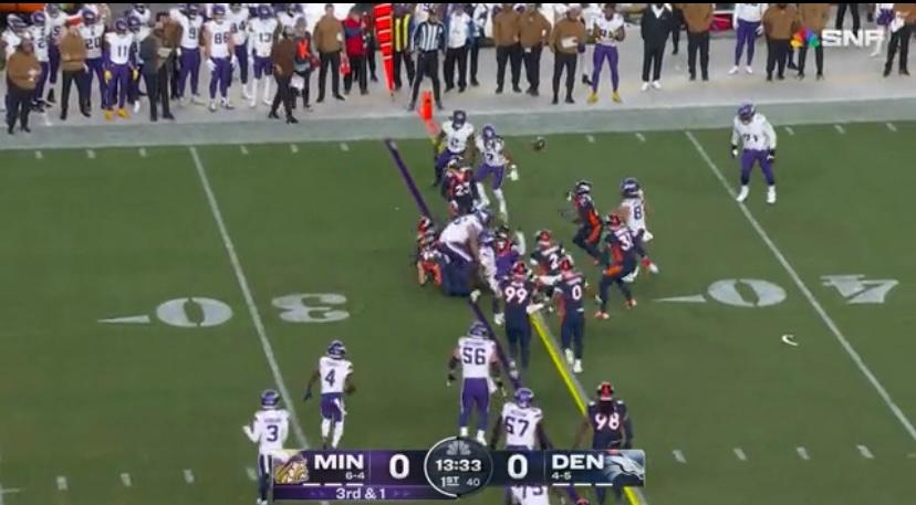 The suspension followed Jackson's hit on Minnesota Vikings quarterback Joshua Dobbs in Sunday's game (19). (Photo: X)