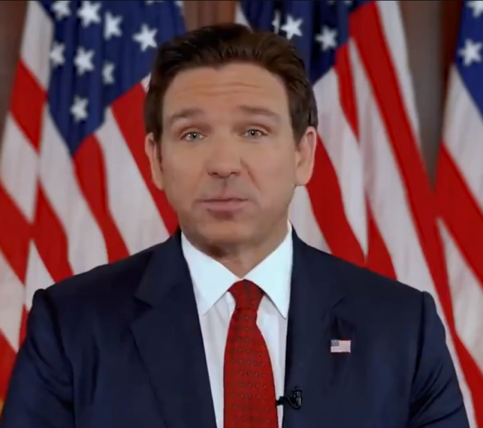 DeSantis, previously considered one of Donald Trump's main opponents, decided to support the former president, who had won the Iowa caucuses and invited his competitors to join him in defeating Joe Biden. (Photo:Twitter)